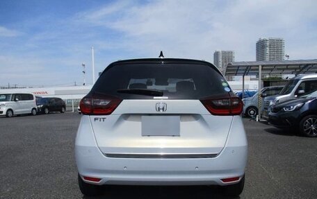 Honda Fit, 2022 год, 934 000 рублей, 3 фотография