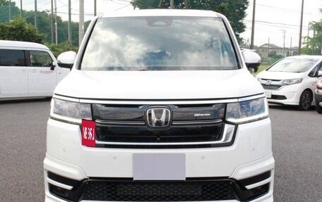 Honda Stepwgn, 2023 год, 2 339 000 рублей, 8 фотография