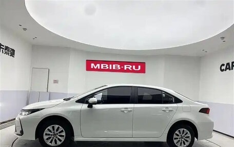 Toyota Corolla, 2022 год, 1 015 000 рублей, 3 фотография