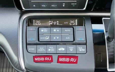 Honda Stepwgn IV, 2021 год, 1 974 000 рублей, 15 фотография