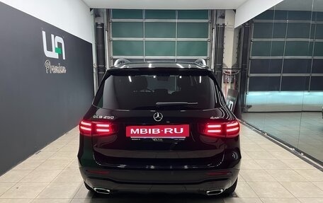Mercedes-Benz GLB, 2023 год, 4 350 000 рублей, 5 фотография