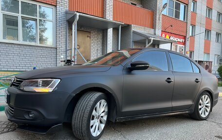 Volkswagen Jetta VI, 2014 год, 1 050 000 рублей, 4 фотография