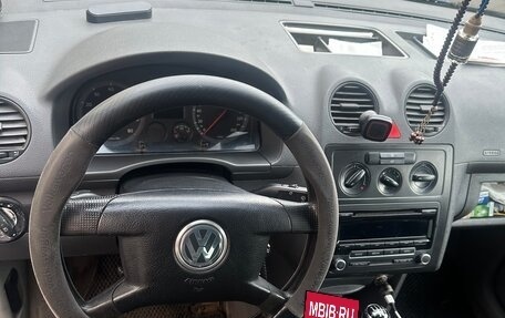 Volkswagen Caddy III рестайлинг, 2005 год, 460 000 рублей, 13 фотография