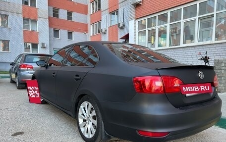 Volkswagen Jetta VI, 2014 год, 1 050 000 рублей, 3 фотография