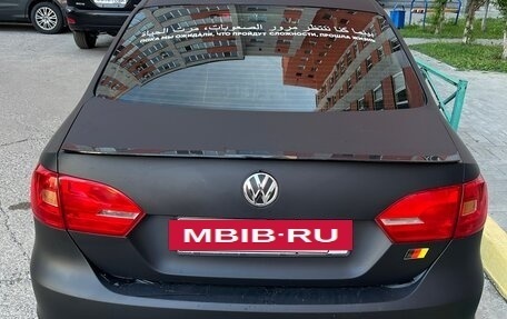 Volkswagen Jetta VI, 2014 год, 1 050 000 рублей, 2 фотография