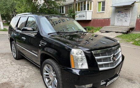 Cadillac Escalade III, 2013 год, 2 650 000 рублей, 3 фотография