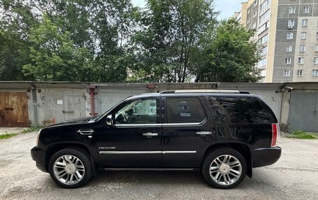 Cadillac Escalade III, 2013 год, 2 650 000 рублей, 12 фотография