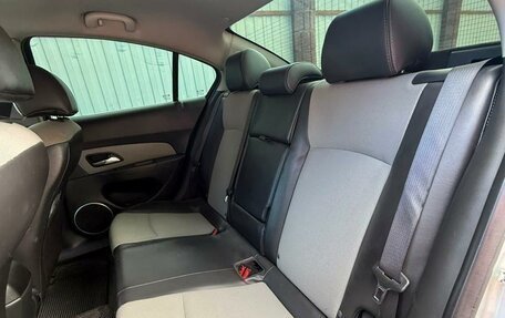 Chevrolet Cruze II, 2013 год, 770 000 рублей, 13 фотография
