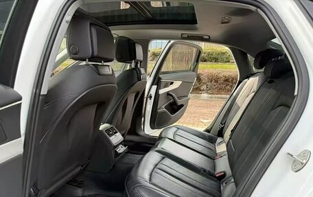 Audi A4, 2022 год, 2 660 000 рублей, 9 фотография