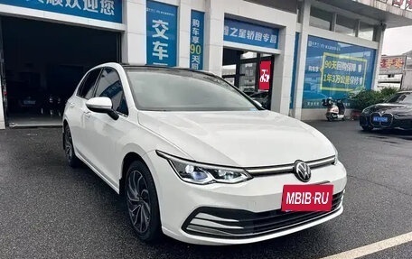Volkswagen Golf VIII, 2023 год, 1 710 300 рублей, 1 фотография