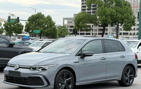 Volkswagen Golf VIII, 2022 год, 1 655 000 рублей, 1 фотография