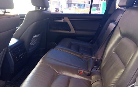 Toyota Land Cruiser 200, 2010 год, 3 200 000 рублей, 2 фотография