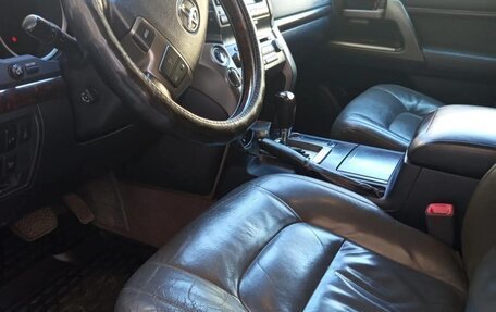 Toyota Land Cruiser 200, 2010 год, 3 200 000 рублей, 3 фотография