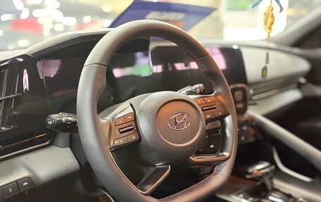 Hyundai Elantra, 2023 год, 1 300 000 рублей, 5 фотография