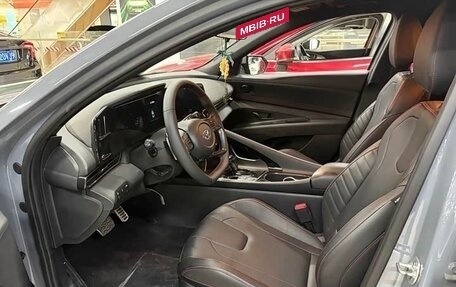 Hyundai Elantra, 2023 год, 1 300 000 рублей, 6 фотография