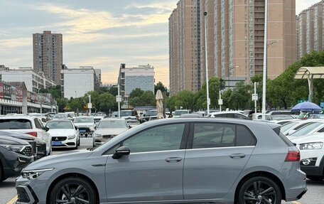 Volkswagen Golf VIII, 2022 год, 1 655 000 рублей, 4 фотография