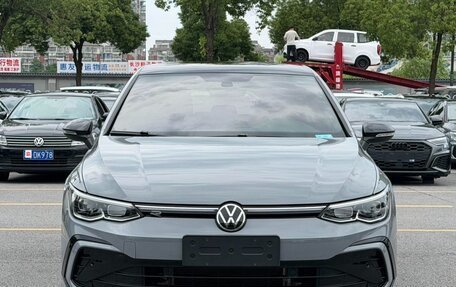 Volkswagen Golf VIII, 2022 год, 1 655 000 рублей, 2 фотография