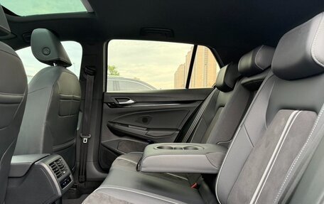 Volkswagen Golf VIII, 2022 год, 1 655 000 рублей, 11 фотография