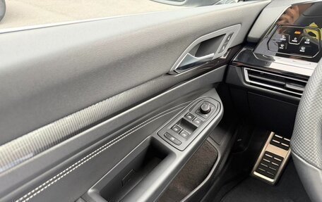 Volkswagen Golf VIII, 2022 год, 1 655 000 рублей, 12 фотография