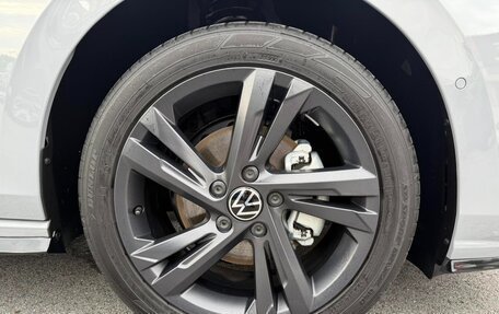 Volkswagen Golf VIII, 2022 год, 1 655 000 рублей, 28 фотография