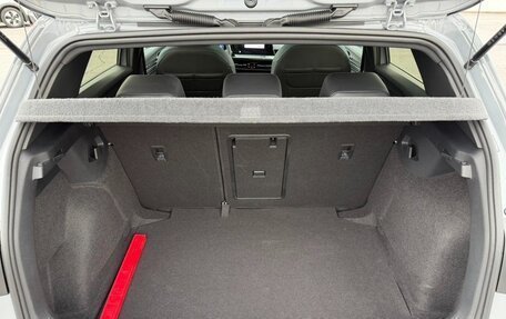 Volkswagen Golf VIII, 2022 год, 1 655 000 рублей, 23 фотография