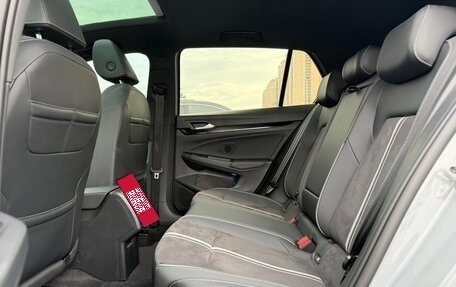 Volkswagen Golf VIII, 2022 год, 1 655 000 рублей, 20 фотография