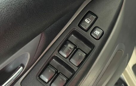 Toyota Land Cruiser Prado 120 рестайлинг, 2006 год, 1 470 000 рублей, 17 фотография