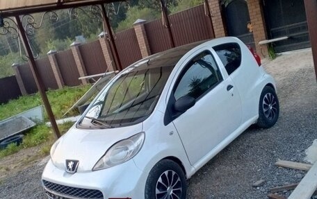 Peugeot 107 I рестайлинг, 2011 год, 345 000 рублей, 2 фотография