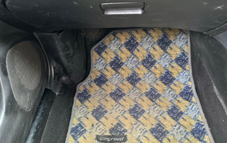 Nissan Wingroad III, 2003 год, 290 000 рублей, 12 фотография