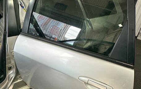 Nissan Wingroad III, 2003 год, 290 000 рублей, 22 фотография
