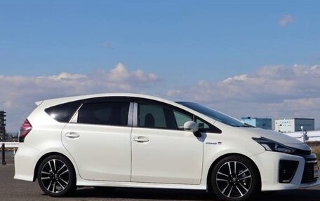 Toyota Prius Alpha I (ZVW40/41), 2021 год, 1 476 000 рублей, 15 фотография