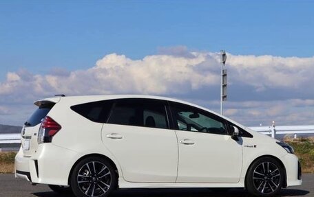 Toyota Prius Alpha I (ZVW40/41), 2021 год, 1 476 000 рублей, 13 фотография
