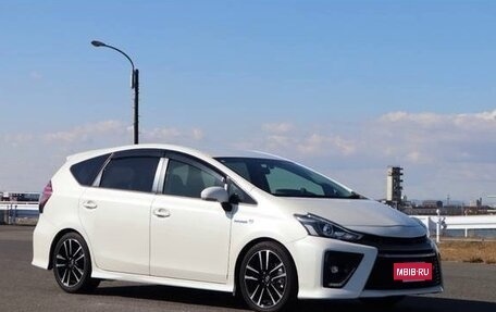 Toyota Prius Alpha I (ZVW40/41), 2021 год, 1 476 000 рублей, 16 фотография