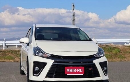 Toyota Prius Alpha I (ZVW40/41), 2021 год, 1 476 000 рублей, 19 фотография