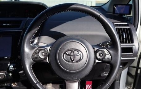 Toyota Prius Alpha I (ZVW40/41), 2021 год, 1 476 000 рублей, 24 фотография