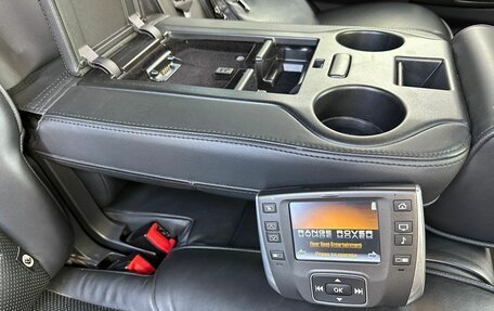 Land Rover Range Rover III, 2011 год, 1 900 000 рублей, 9 фотография