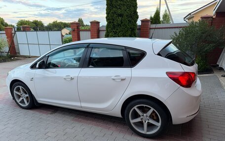 Opel Astra J, 2013 год, 950 000 рублей, 7 фотография