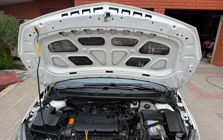 Opel Astra J, 2013 год, 950 000 рублей, 18 фотография