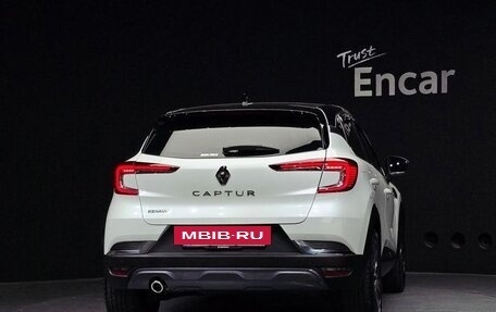 Renault Kaptur I рестайлинг, 2022 год, 1 342 000 рублей, 4 фотография
