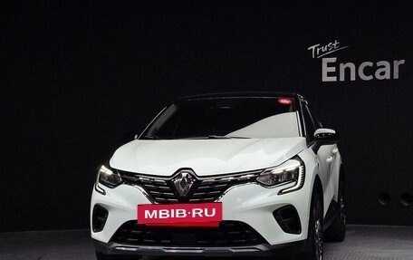 Renault Kaptur I рестайлинг, 2022 год, 1 342 000 рублей, 2 фотография