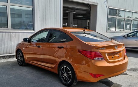Hyundai Solaris II рестайлинг, 2015 год, 949 000 рублей, 4 фотография