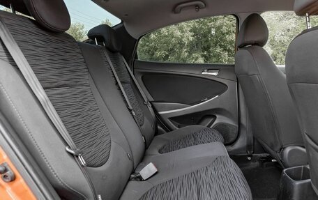Hyundai Solaris II рестайлинг, 2015 год, 949 000 рублей, 7 фотография
