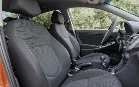 Hyundai Solaris II рестайлинг, 2015 год, 949 000 рублей, 8 фотография