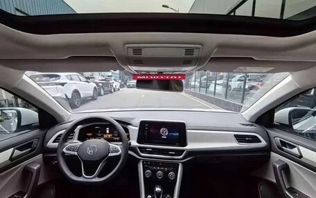 Volkswagen T-Roc I, 2023 год, 1 320 007 рублей, 8 фотография