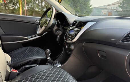 Hyundai Solaris II рестайлинг, 2011 год, 785 000 рублей, 11 фотография