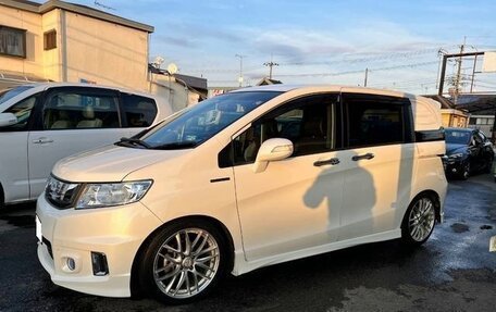 Honda Freed I, 2016 год, 779 000 рублей, 2 фотография