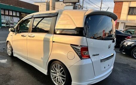 Honda Freed I, 2016 год, 779 000 рублей, 6 фотография