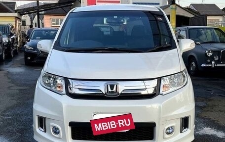 Honda Freed I, 2016 год, 779 000 рублей, 3 фотография