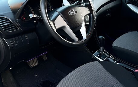 Hyundai Solaris II рестайлинг, 2014 год, 800 000 рублей, 9 фотография
