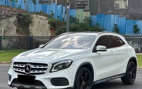 Mercedes-Benz GLA, 2017 год, 1 458 000 рублей, 3 фотография